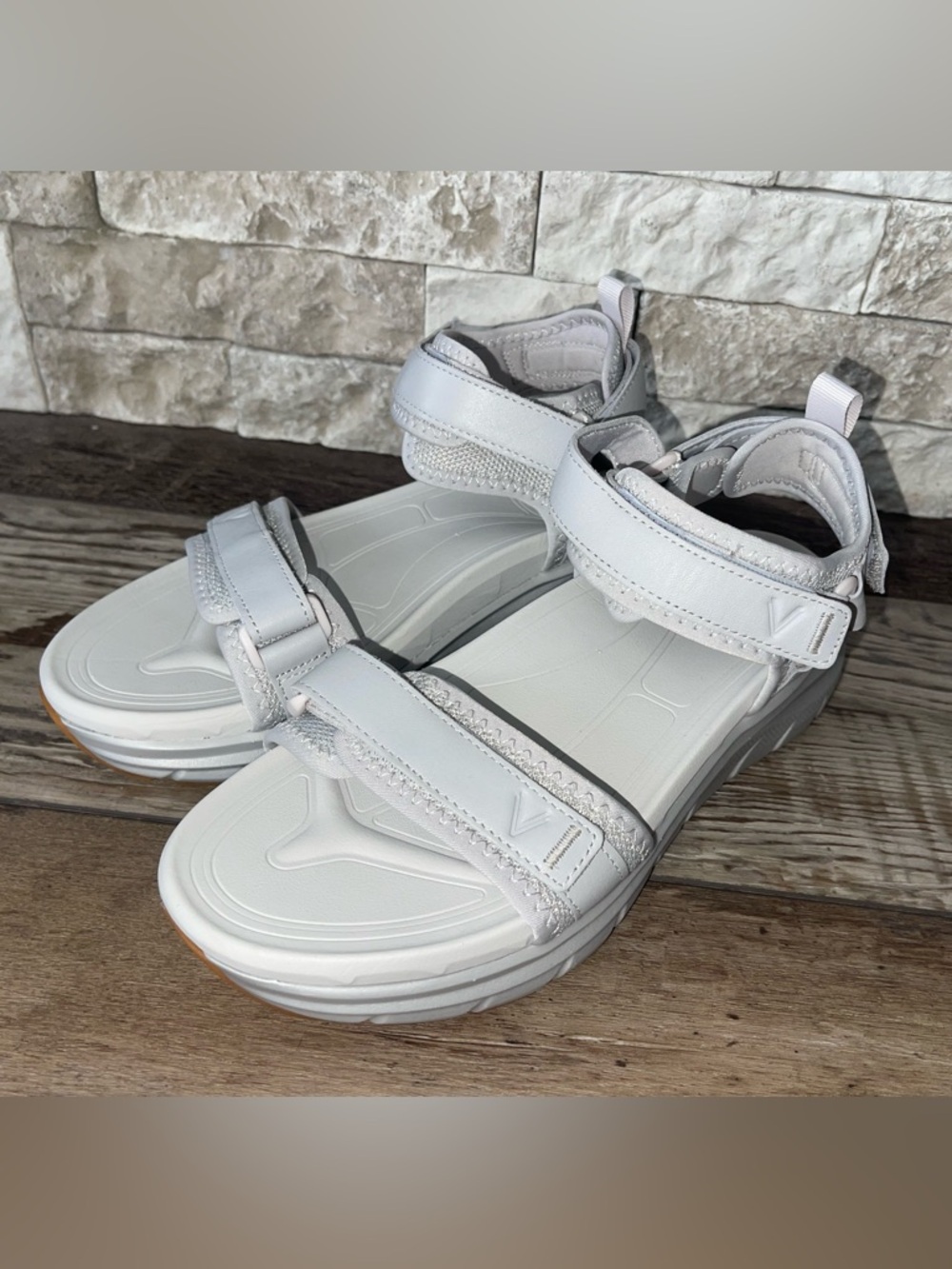 Vionic Women's Walk Max Wanderer In Vapor Grey Sz 8